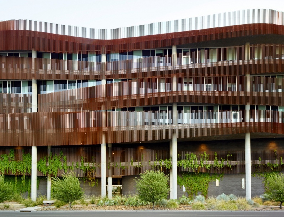 2023 ASLA GENERAL DESIGN AWARD OF HONOR University of Arizona Environment Natural Resource II by COLWELL SHELOR LANDSCAPE ARCHITECTURE