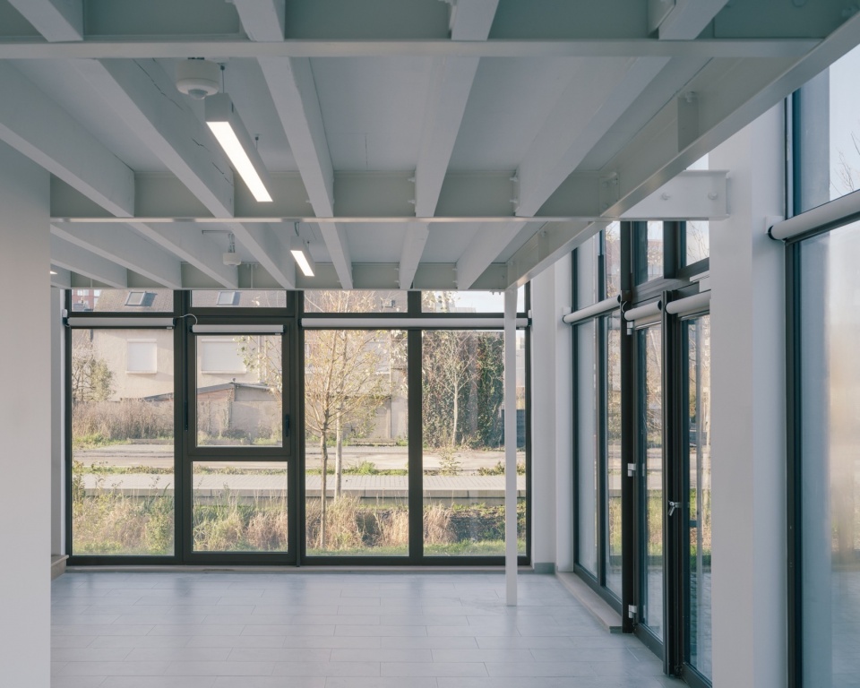 The Aviator by ALTA architectes urbanistes