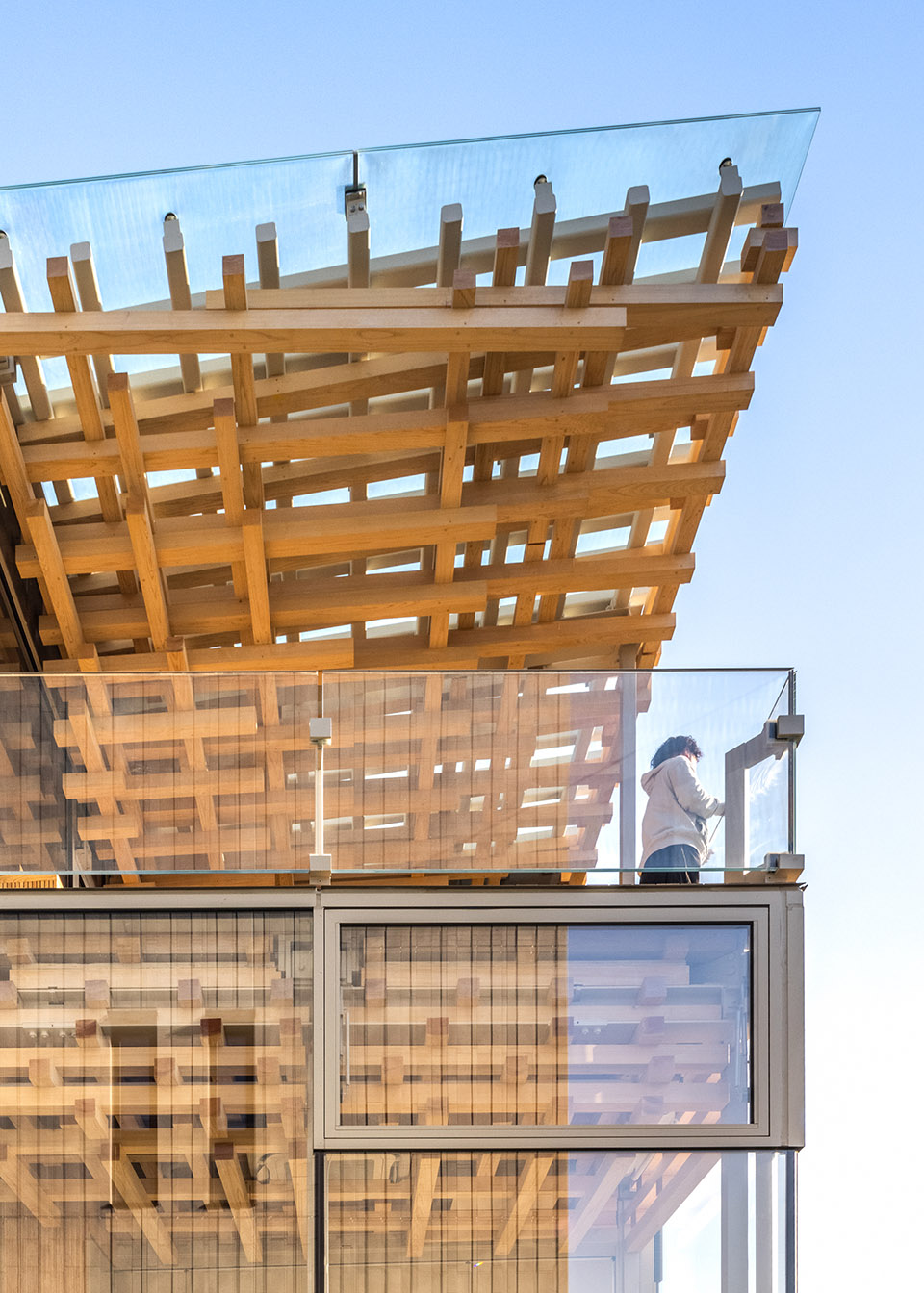 aeaj green terrace by kengo kuma and associates