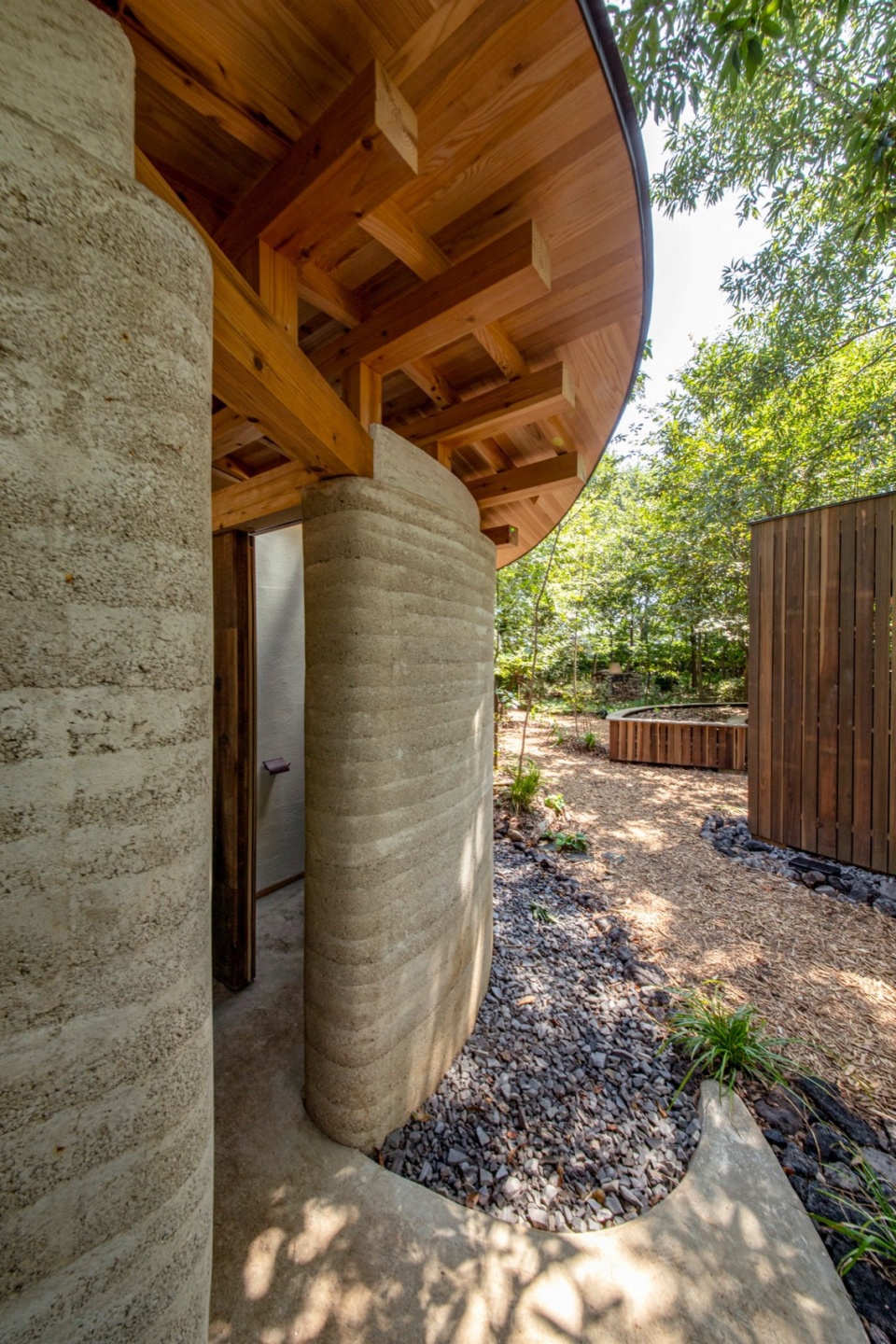 toiletowa by tono mirai architects