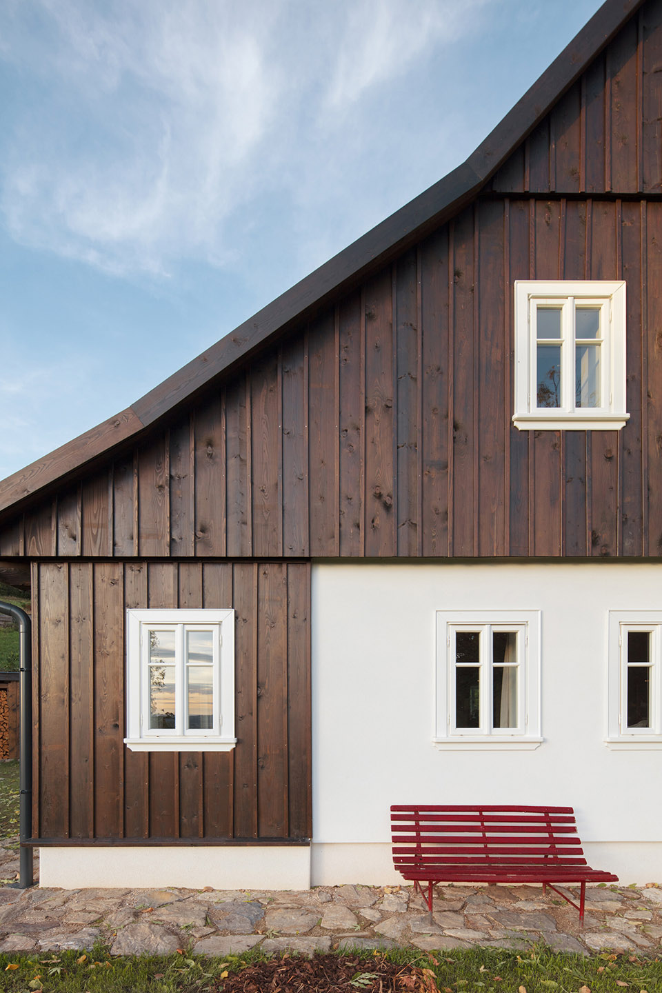 cottage two sisters by studio projectica