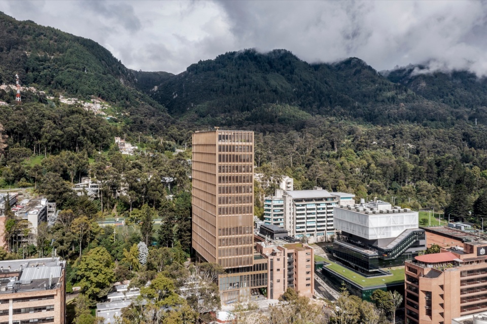engineering laboratories at pontificia universidad javeriana by juan pablo ortiz taller architects