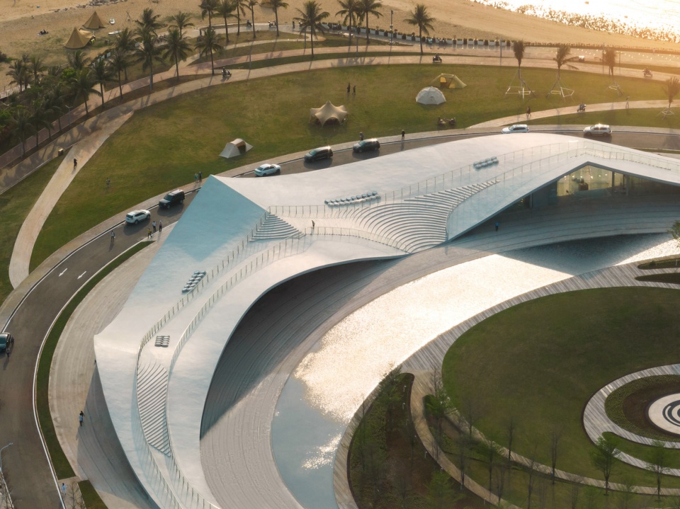 sky mountain coastal station in haikou by sou fujimoto