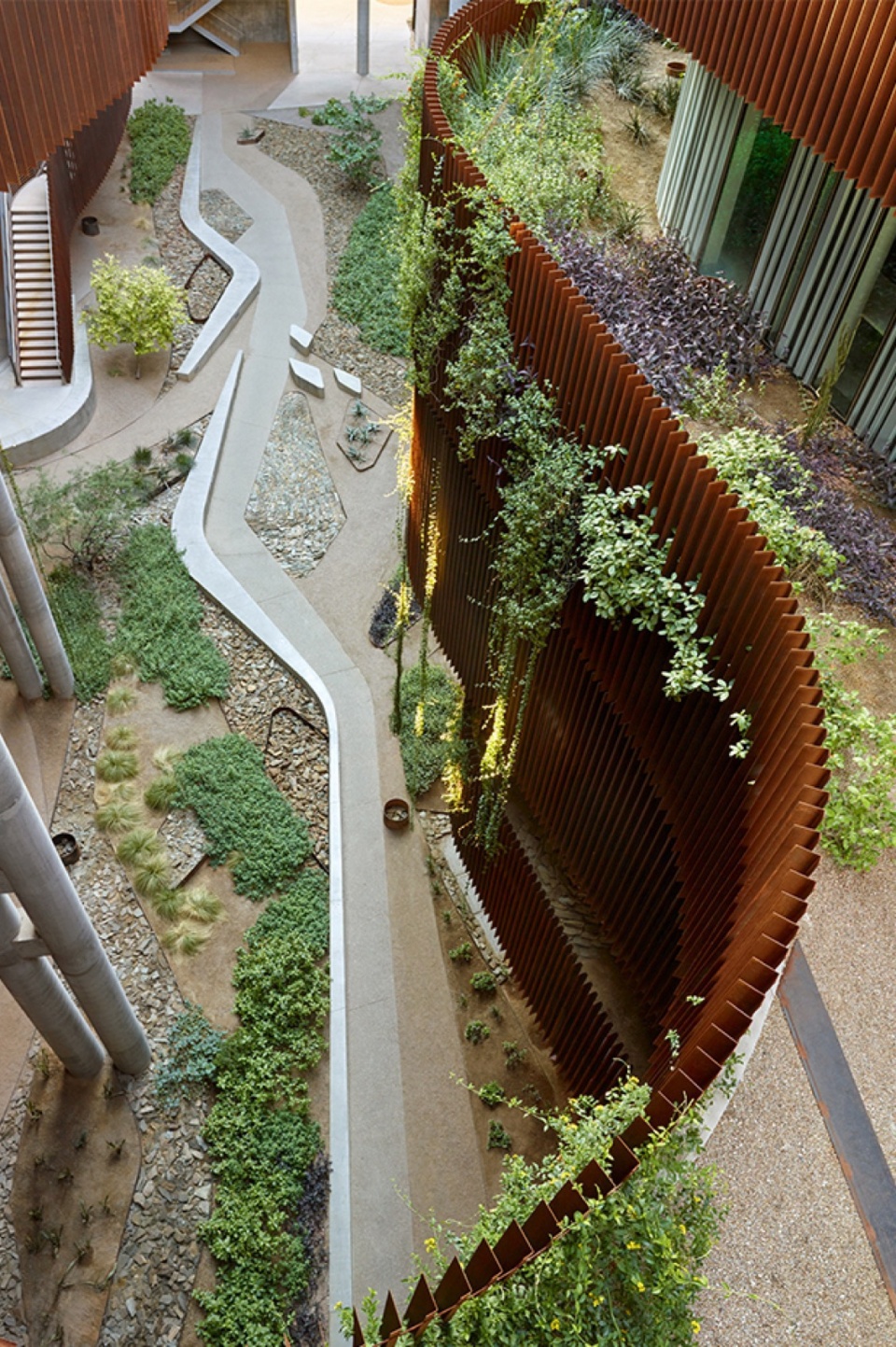 2023 ASLA GENERAL DESIGN AWARD OF HONOR University of Arizona Environment Natural Resource II by COLWELL SHELOR LANDSCAPE ARCHITECTURE