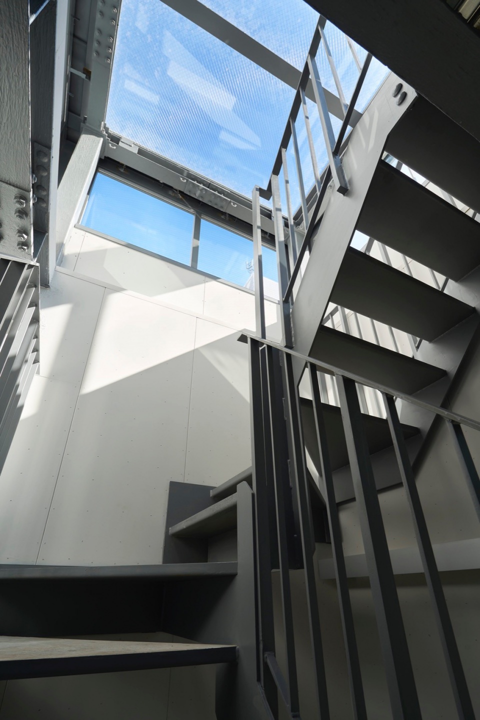 ginza extra small building by key operation inc architects e1714099832459