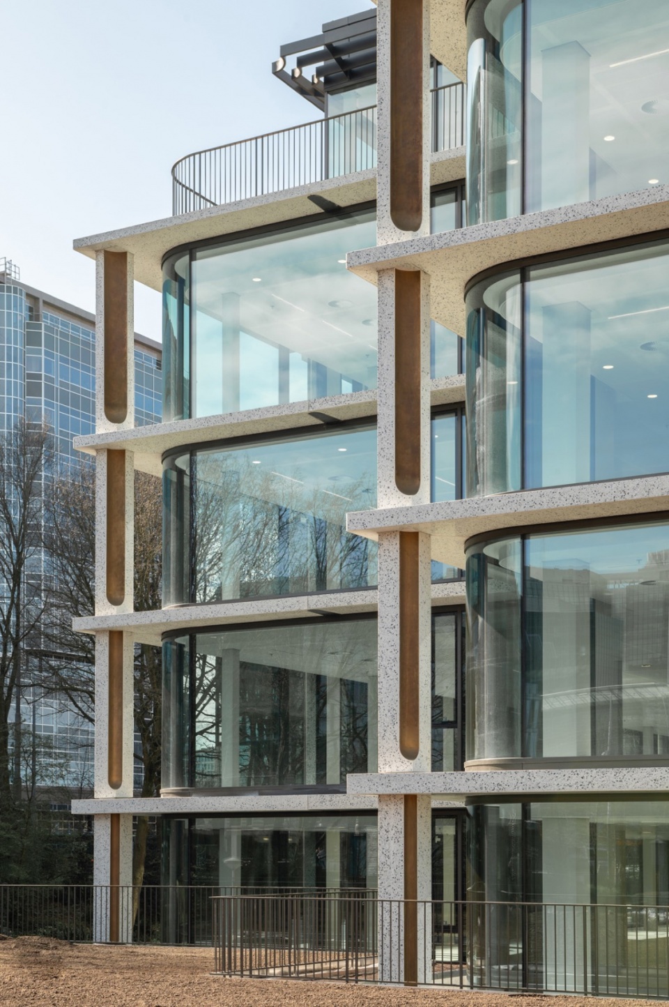 pi59 offices by v8 architects