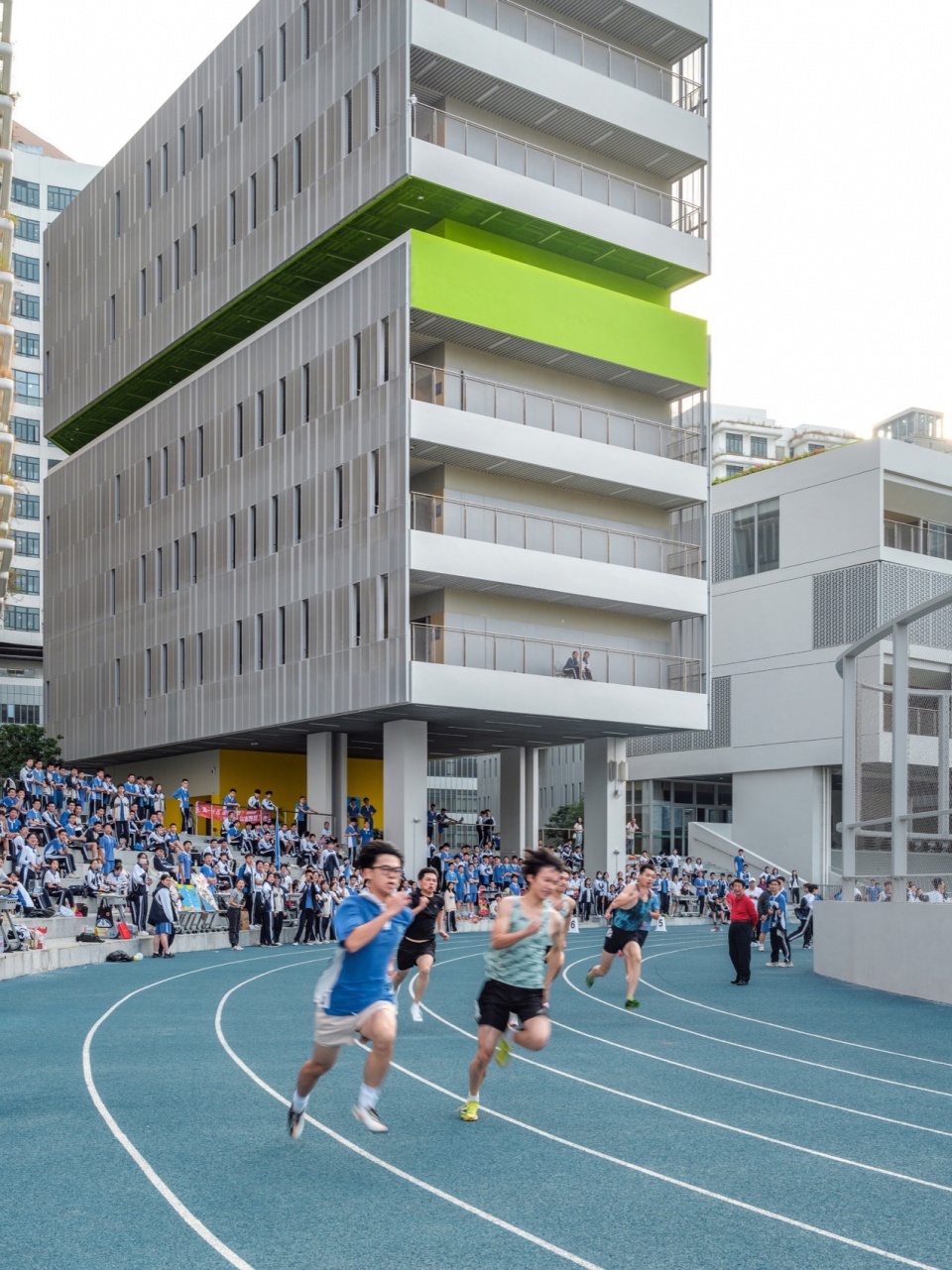 Futian High School Campus China by reMIXstudio