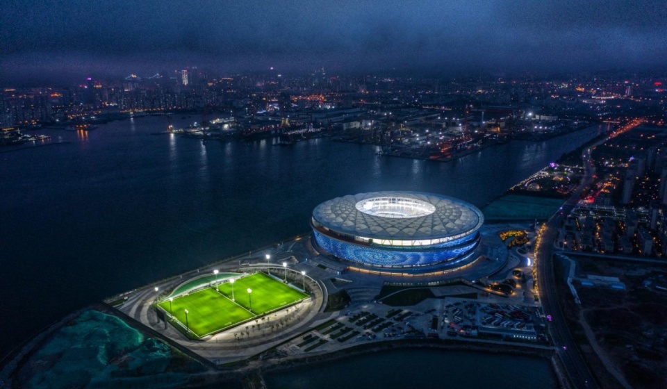 Dalian Suyu Bay Football Stadium by hit