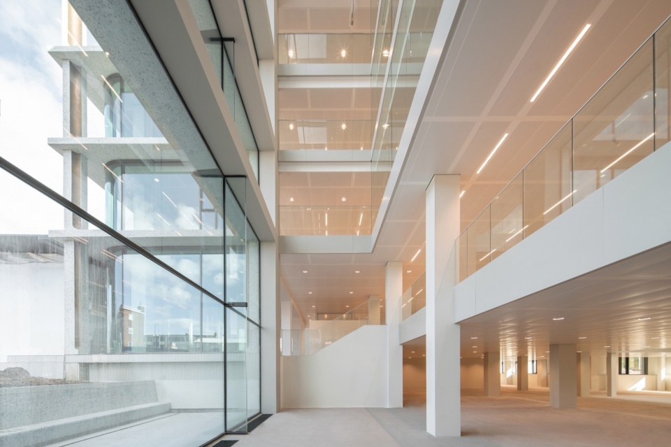 pi59 offices by v8 architects