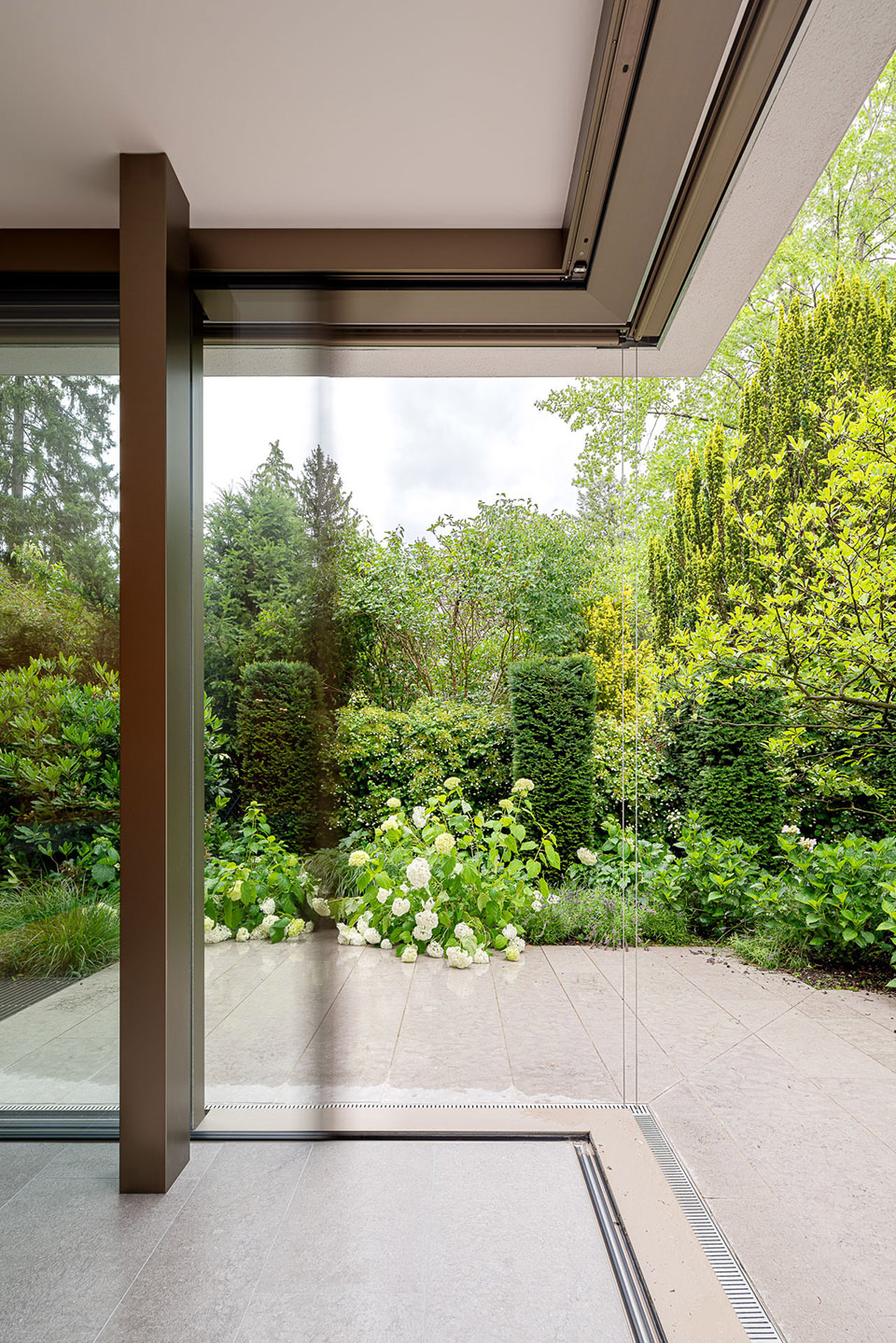 house lw27 by stephan maria lang architects
