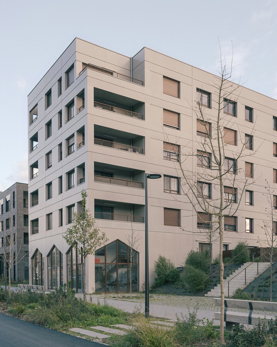 The Aviator by ALTA architectes urbanistes