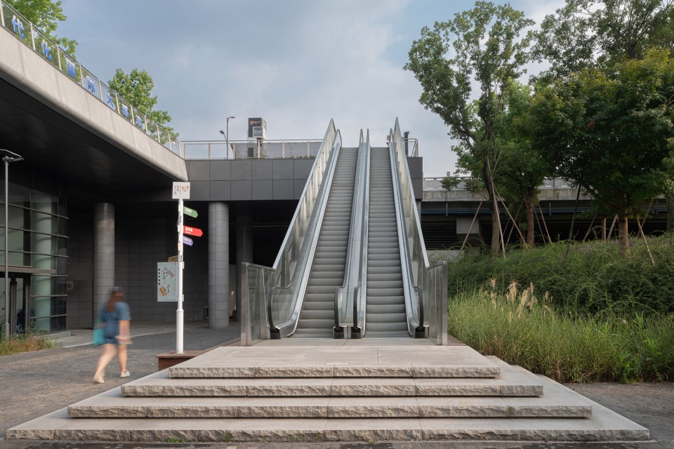 valley village shopping mall by archi tectonics