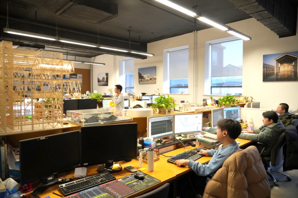 025 OFFICE FACT NO 39–URBANUS Beijing Studio Wang Hui p9q