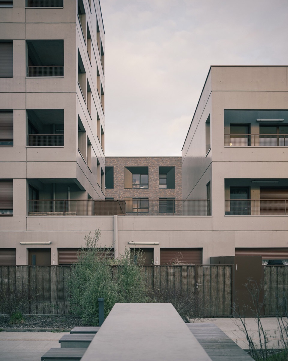 The Aviator by ALTA architectes urbanistes