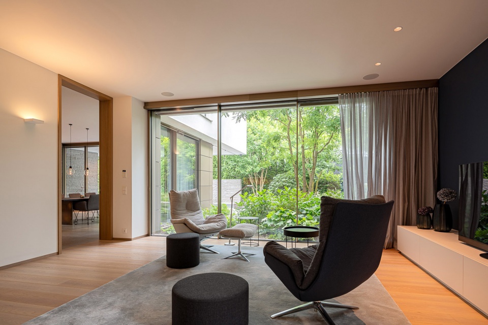 house lw27 by stephan maria lang architects