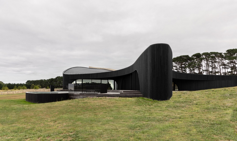 peninsula house by wood marsh