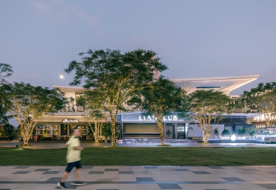The CAPE Commercial District China by DL atelier