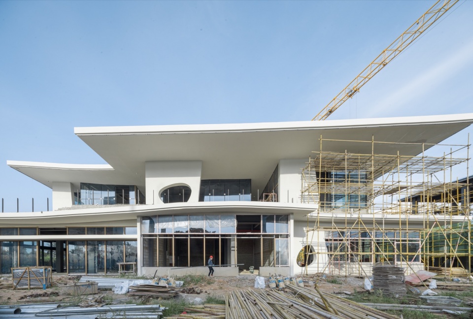 The CAPE Commercial District China by DL atelier