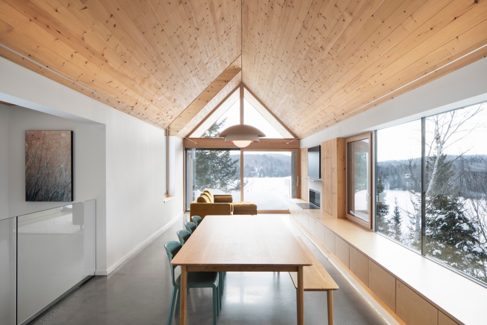 chalet papillon by robitaillecurtis