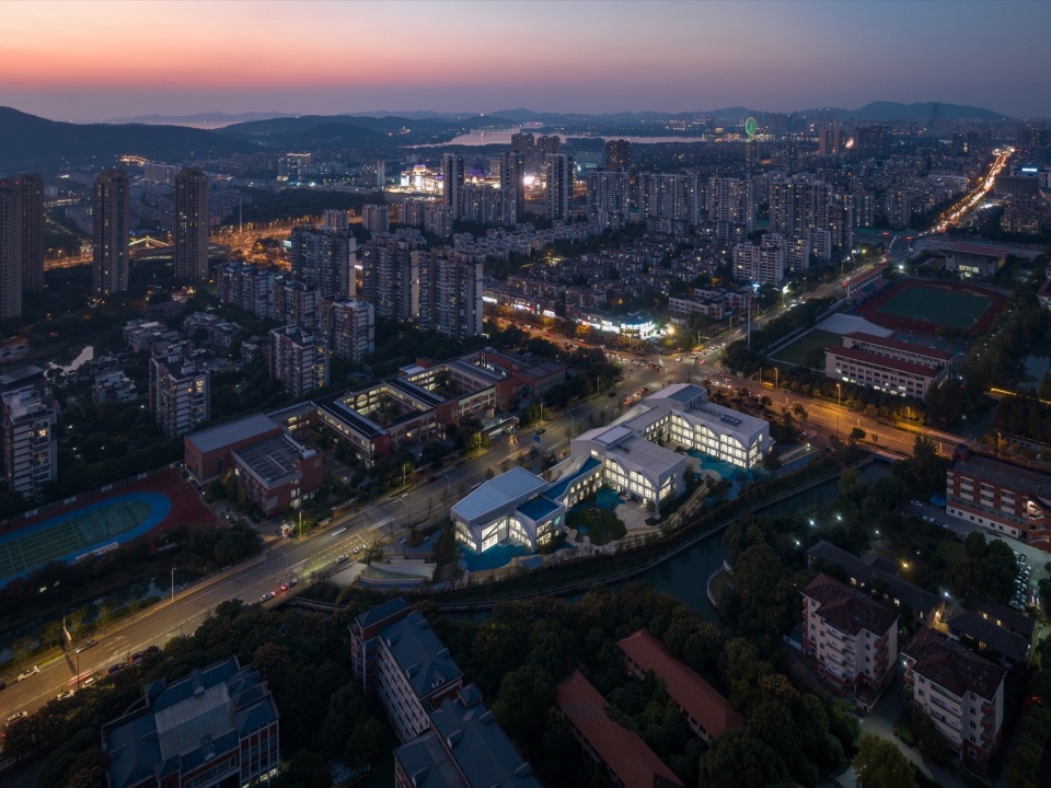 Wuxi Heyun Kindergarten Design China by STWD