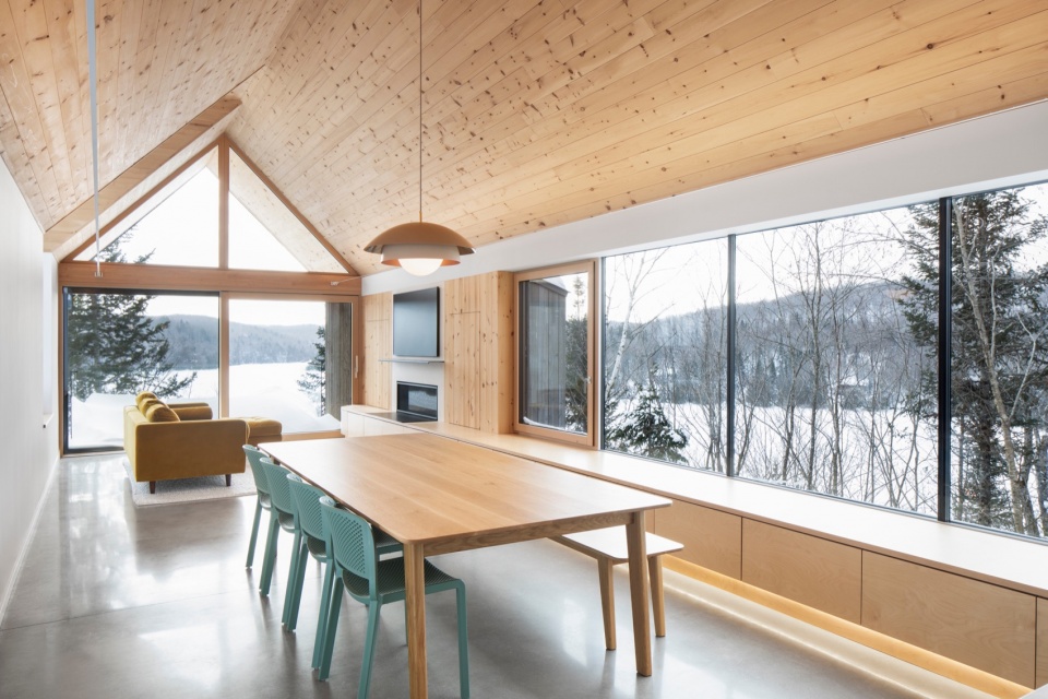chalet papillon by robitaillecurtis