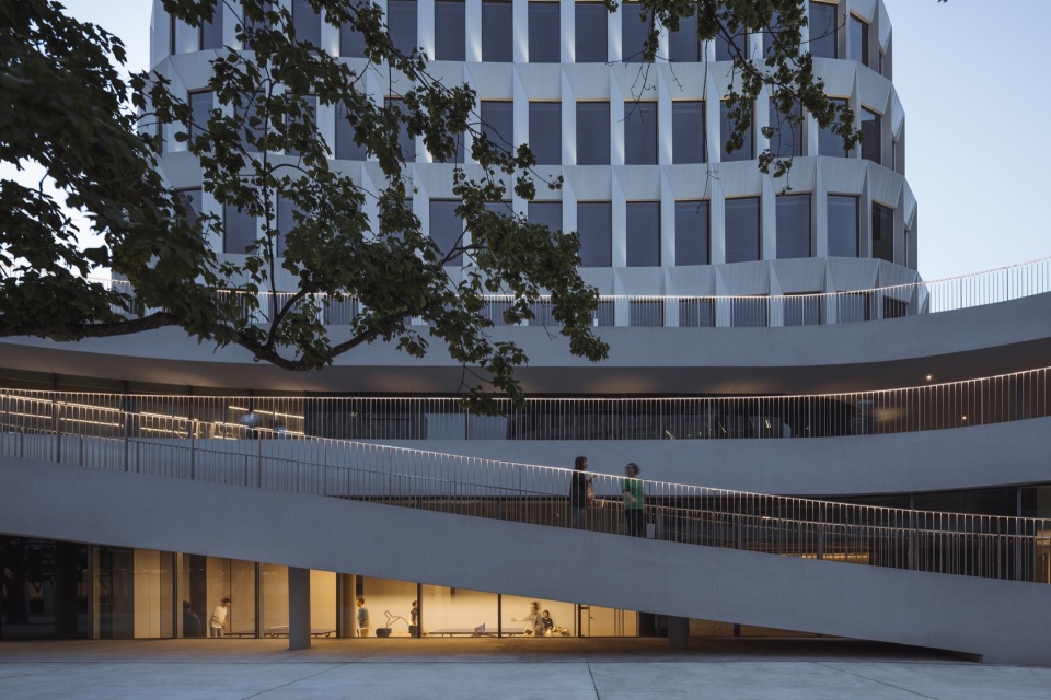 h world group global headquarters by vermilion zhou design group