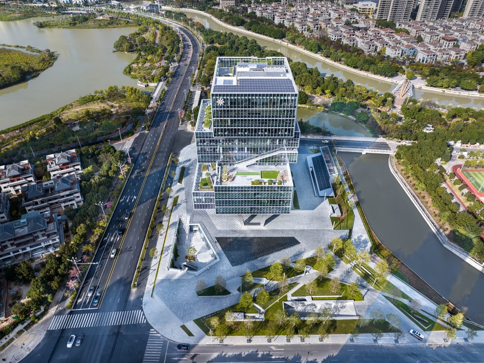 highsun group headquarters by gensler