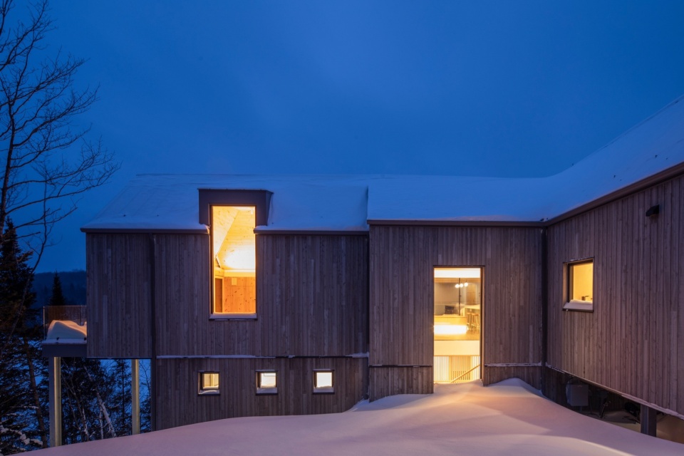 chalet papillon by robitaillecurtis