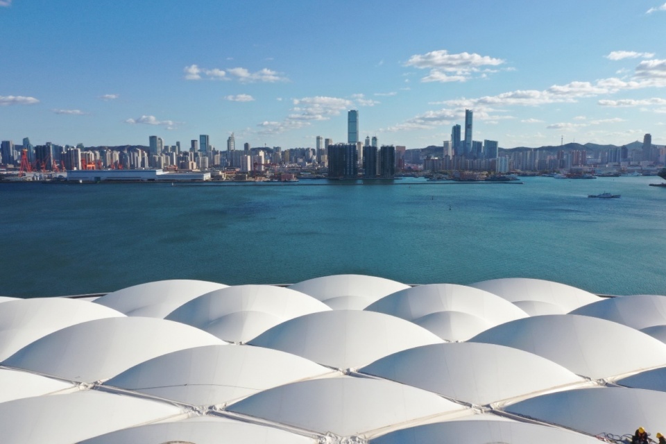 Dalian Suyu Bay Football Stadium by hit