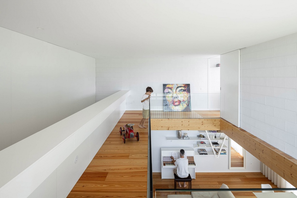 casa do sobreiro by skemba studio