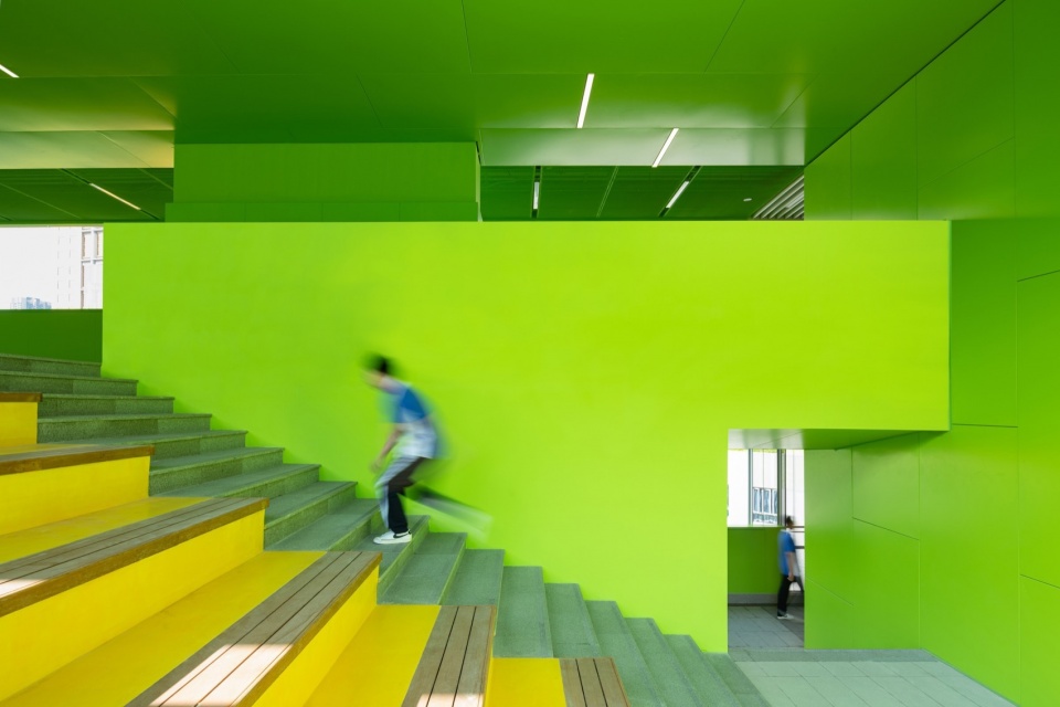 Futian High School Campus China by reMIXstudio