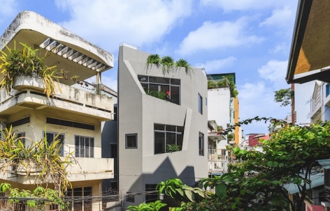 CORNERSTONE综合用途建筑，越南 / ROOM+ Design & Build