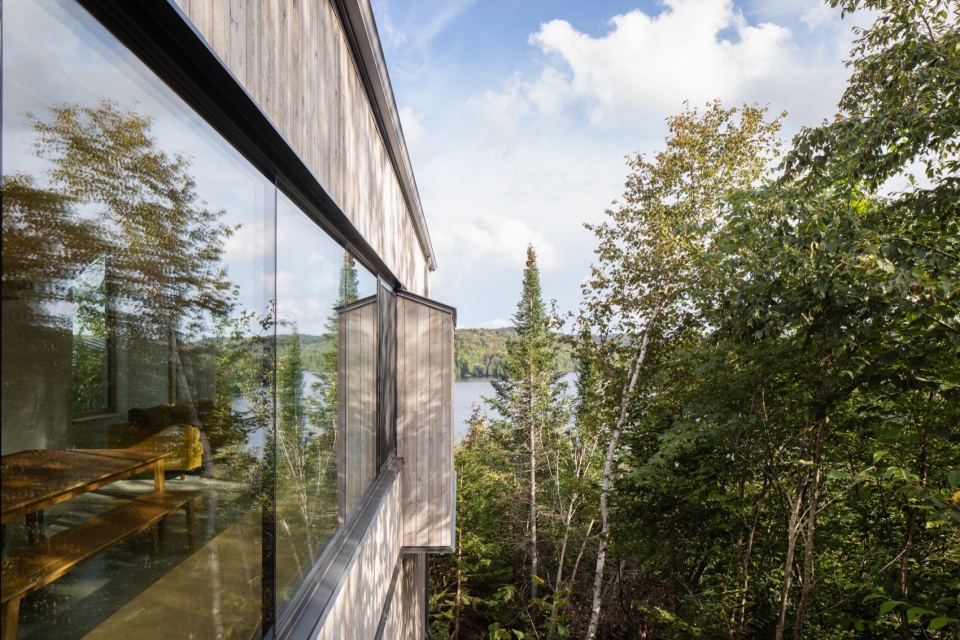 chalet papillon by robitaillecurtis