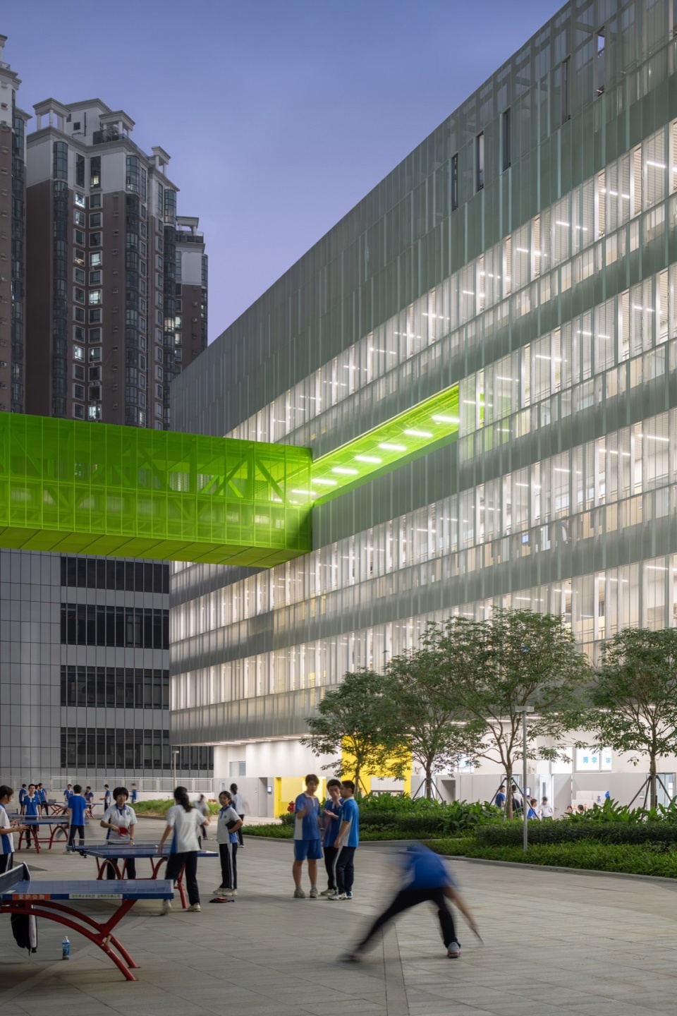 Futian High School Campus China by reMIXstudio