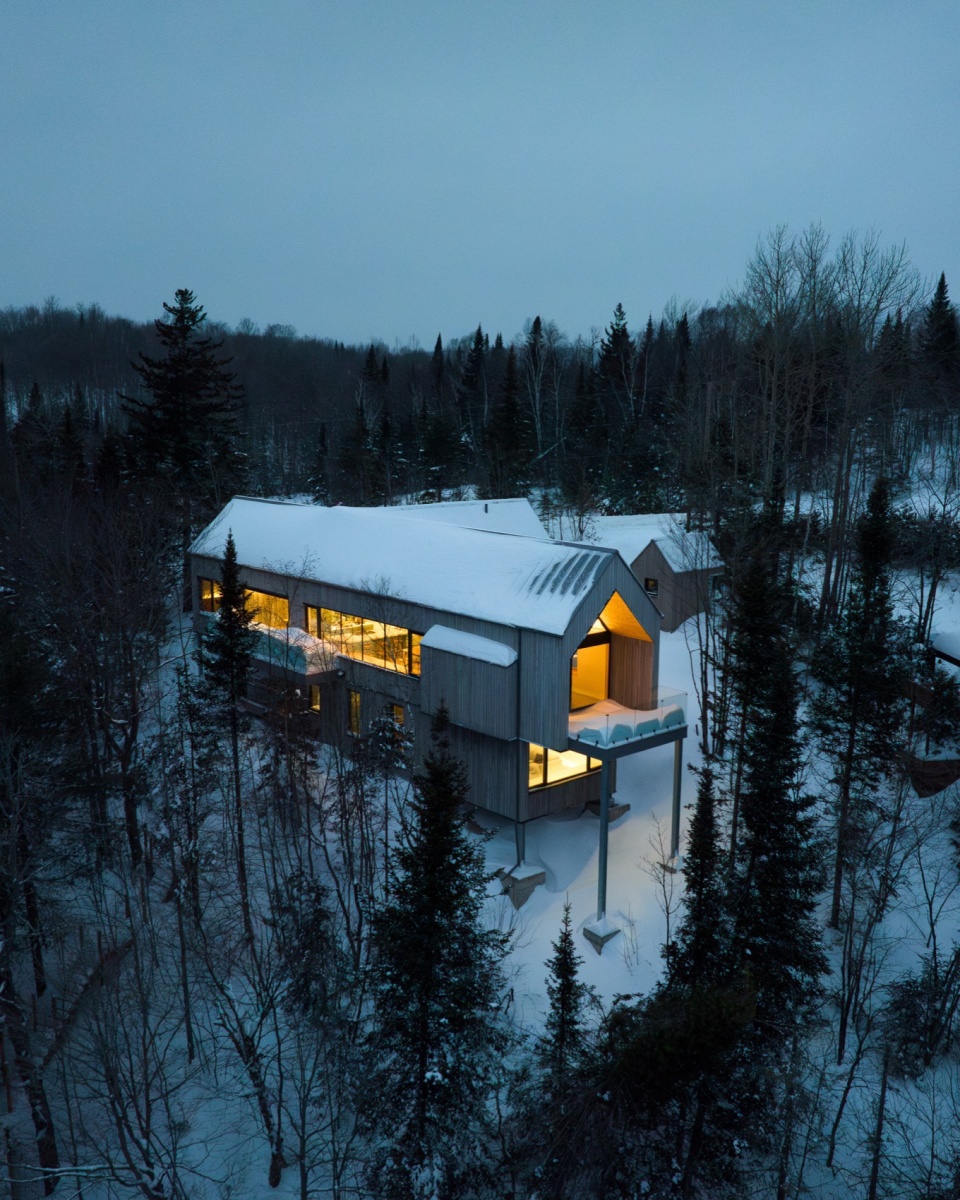 chalet papillon by robitaillecurtis