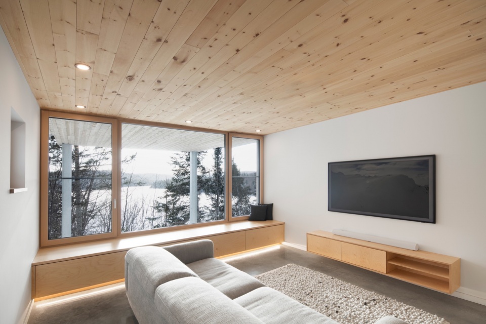 chalet papillon by robitaillecurtis