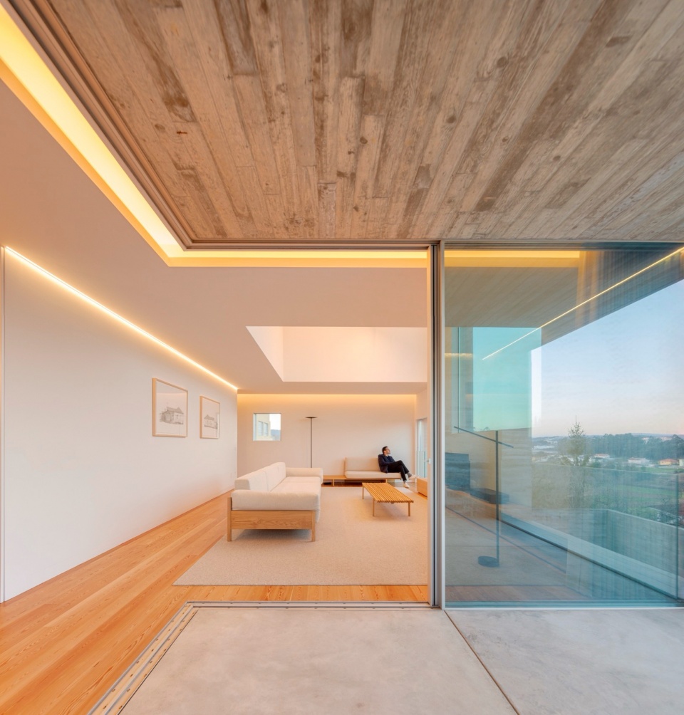 SV House in Portugal Spaceworkers