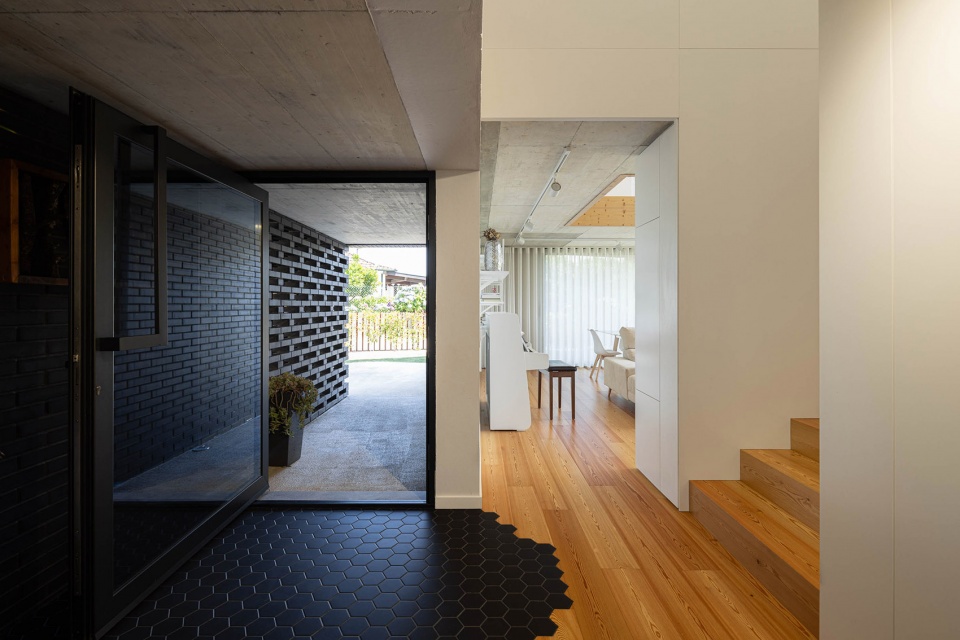 casa do sobreiro by skemba studio