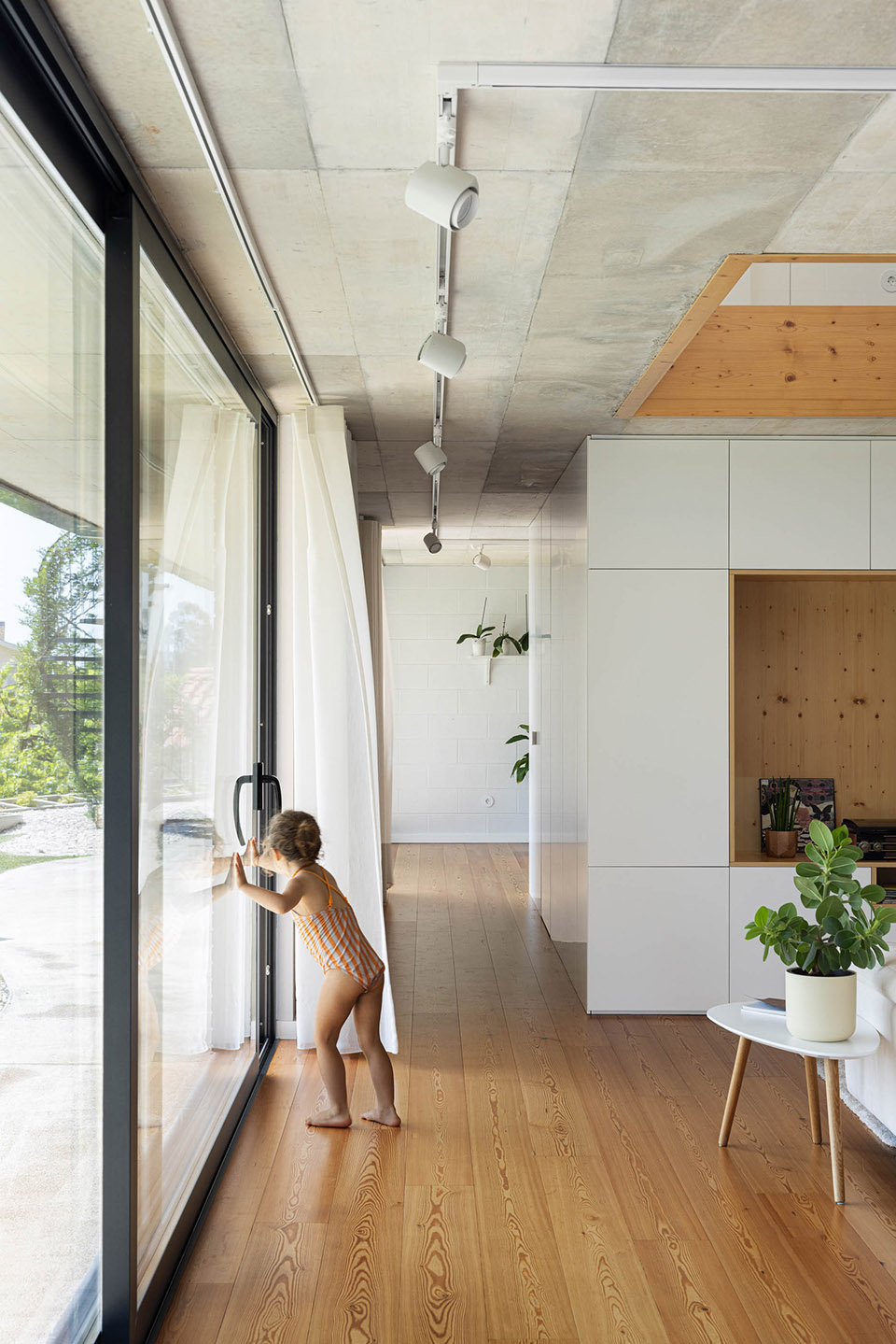 casa do sobreiro by skemba studio