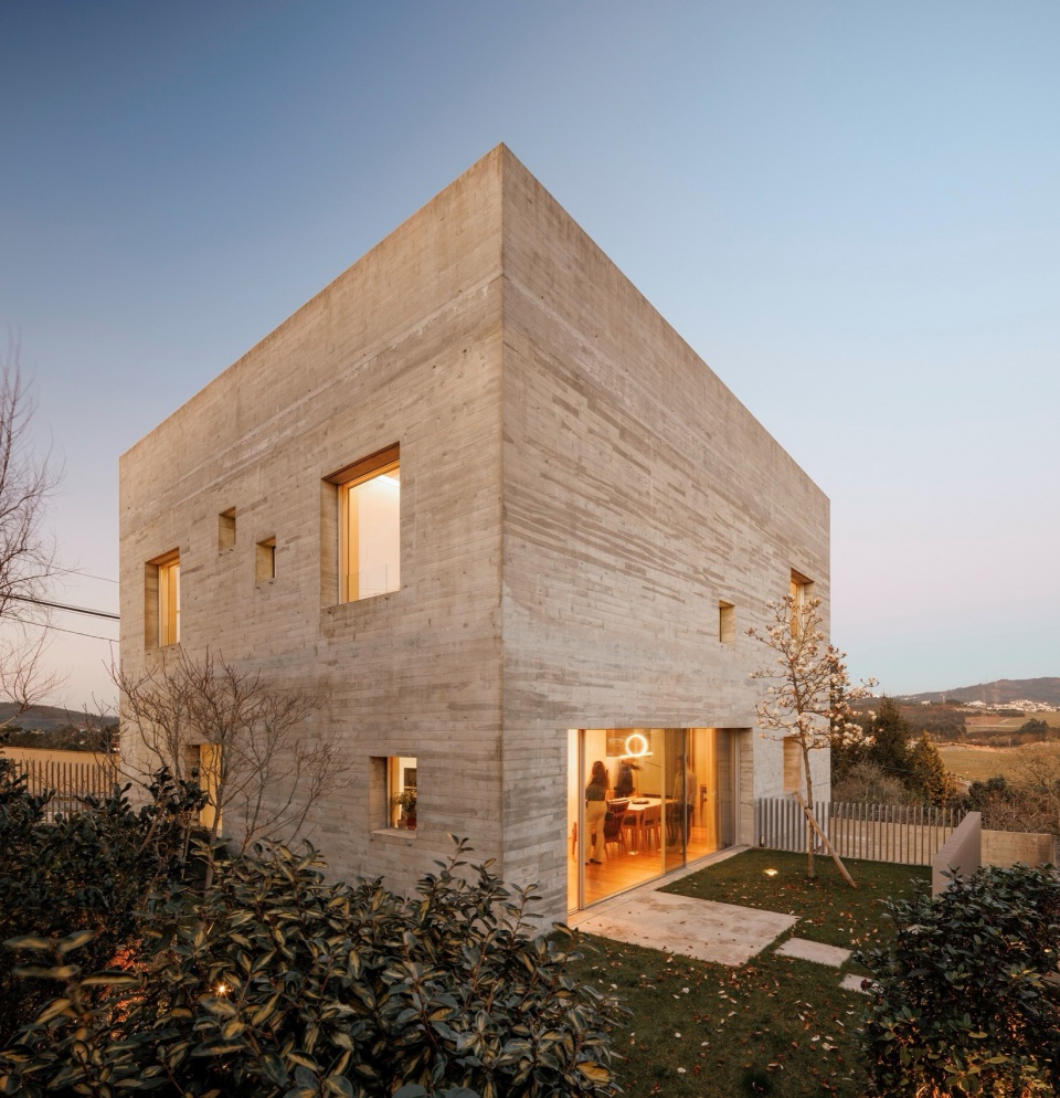 SV House in Portugal Spaceworkers