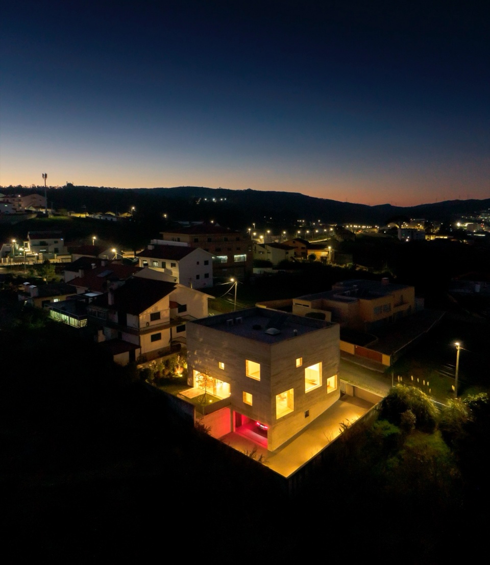 SV House in Portugal Spaceworkers