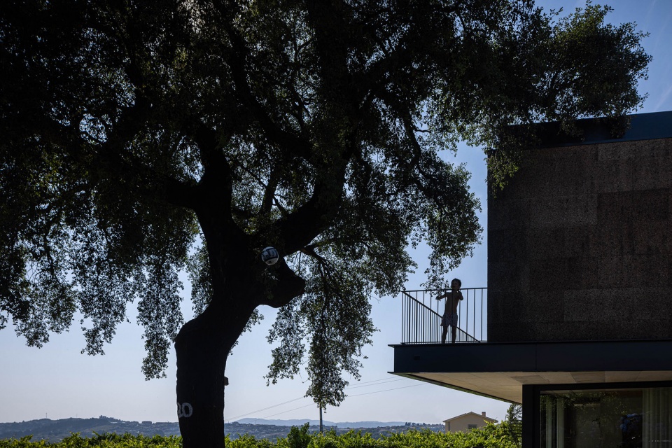 casa do sobreiro by skemba studio