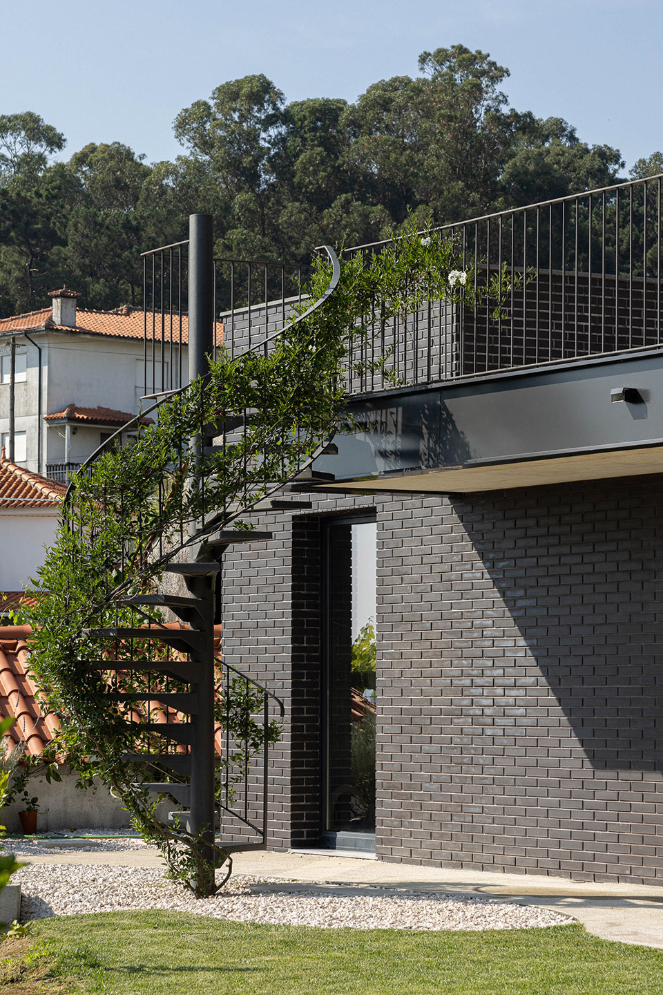 casa do sobreiro by skemba studio