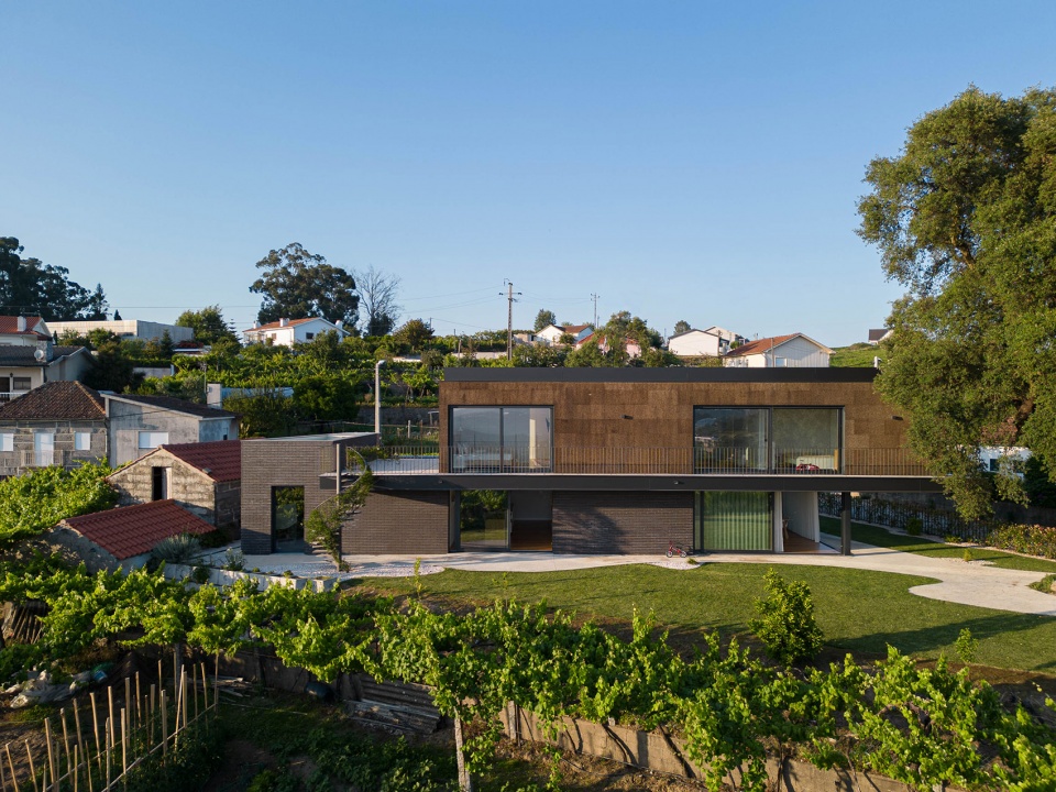casa do sobreiro by skemba studio