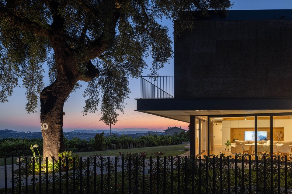 casa do sobreiro by skemba studio