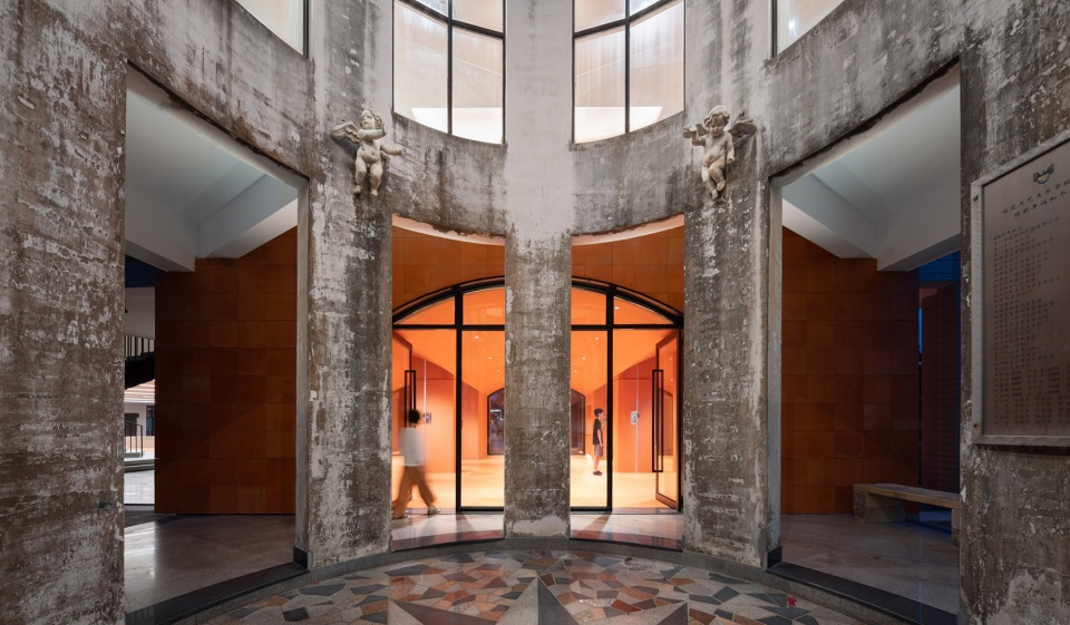 renovation of kulangsu center for contemporary art by urbanus