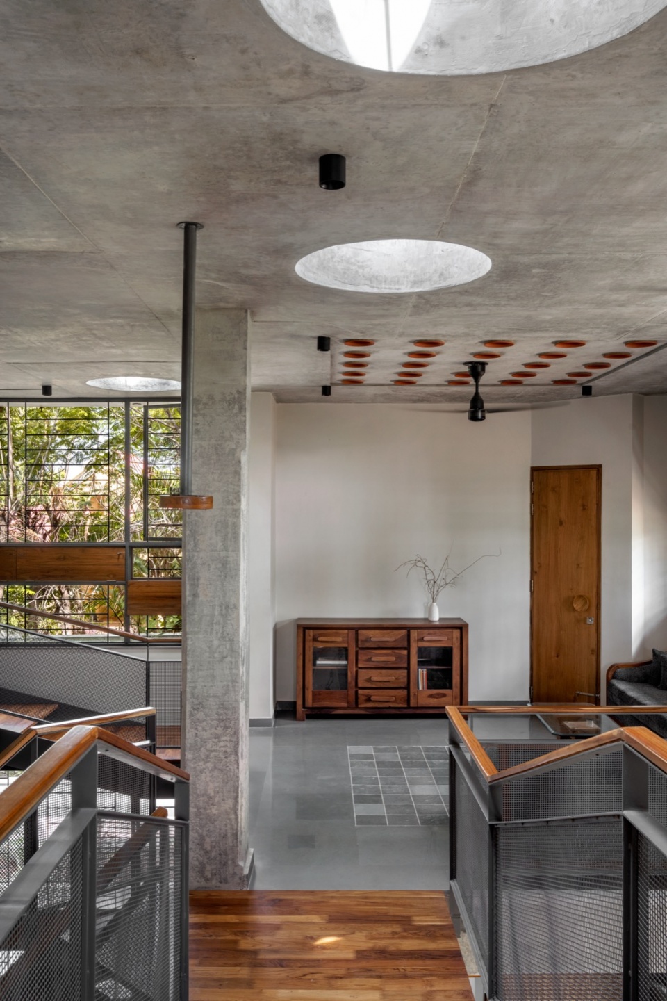 Double Volume space terra kota house by terra firma architects