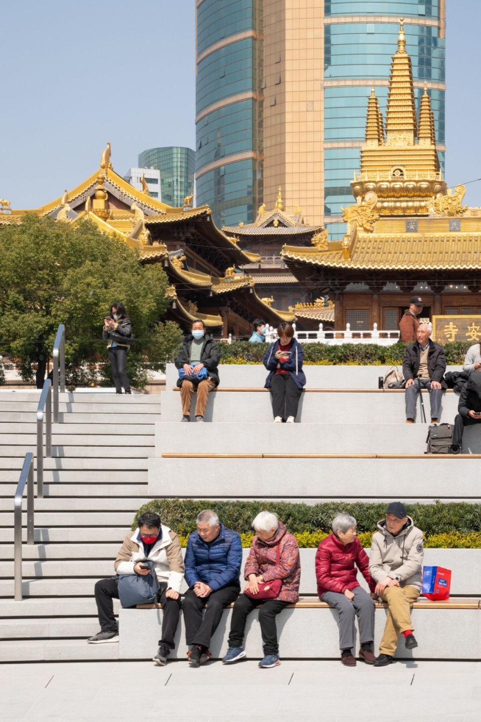 apple opens new store at the heart of shanghais jingan district 1