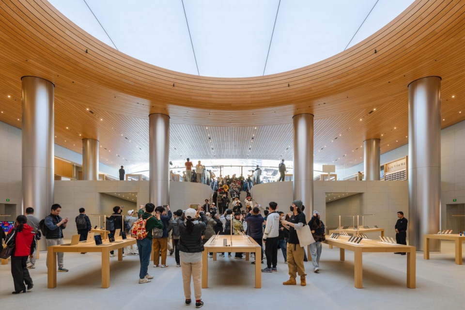 AppleStoreShanghai静安 オープン記念 アップルストア バッジ AppleStoreShanghai静安 オープン記念 アップルストア バッジ