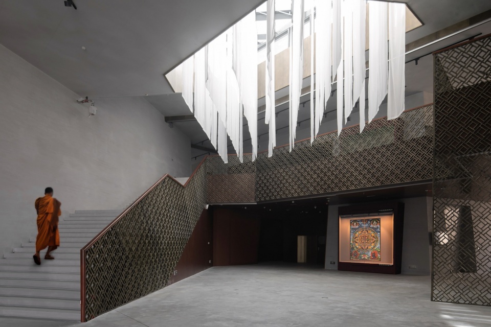 中庭2 atrium2 tibetan thangka art museum